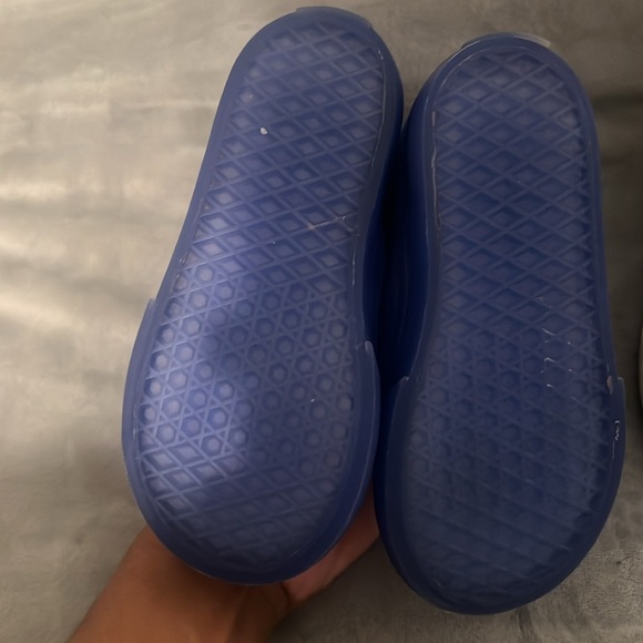 Baby/Toddler Vans - Picture 2 of 2